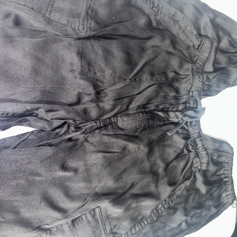 PINK Victoria's Secret cargo Pants